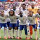 Eurocopa: Francia ganó con un gol en contra sobe el final y es cuartofinalista