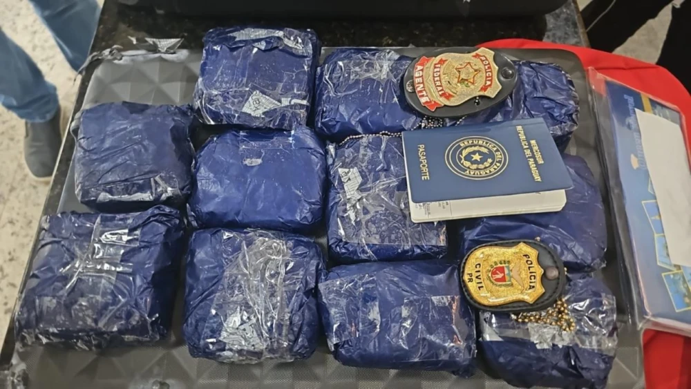 Joven paraguayo con destino a Francia cae con cocaína en aeropuerto de Foz de Iguazú