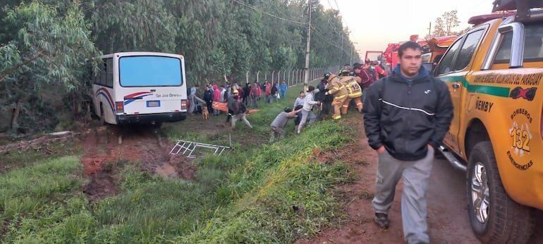 Accidente fatal en Villeta: reportan un muerto y casi 40 heridos