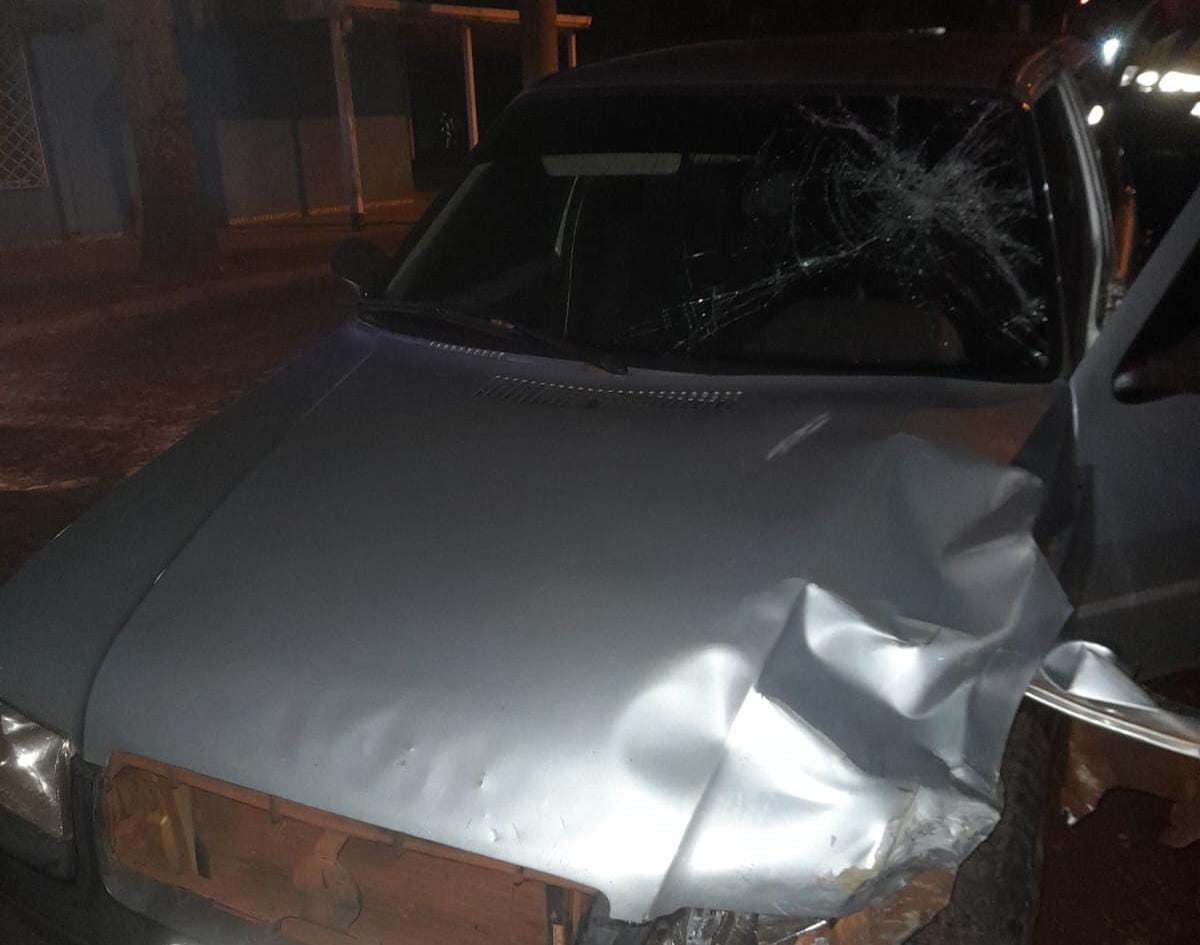 PJC: Conductor abandona automóvil robado tras chocar con motociclista y abandonarlo PJC: Conductor abandona automóvil robado tras chocar con motociclista y abandonarlo
