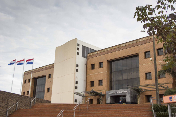 Tribunal absuelve por orfandad de pruebas a un enjuiciado por asesinato de un menor de 15 años y un joven