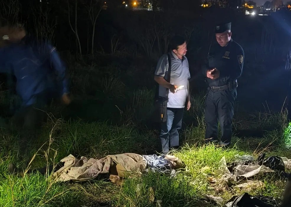PJC: Hallan cadáver cerca de un arroyo frecuentado por adictos en el barrio San Blas PJC: Hallan cadáver cerca de un arroyo frecuentado por adictos en el barrio San Blas