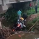 Médico sobrevive tras caer con su vehículo a un arroyo en Paraguarí
