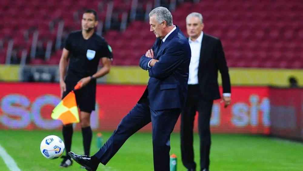 Oficial: Gustavo Alfaro deja de ser el técnico de la selección de Costa Rica