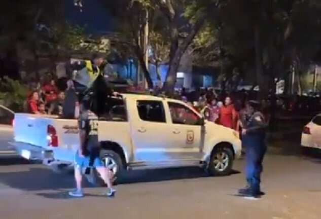 Superclásico acaba con un policía herido de bala