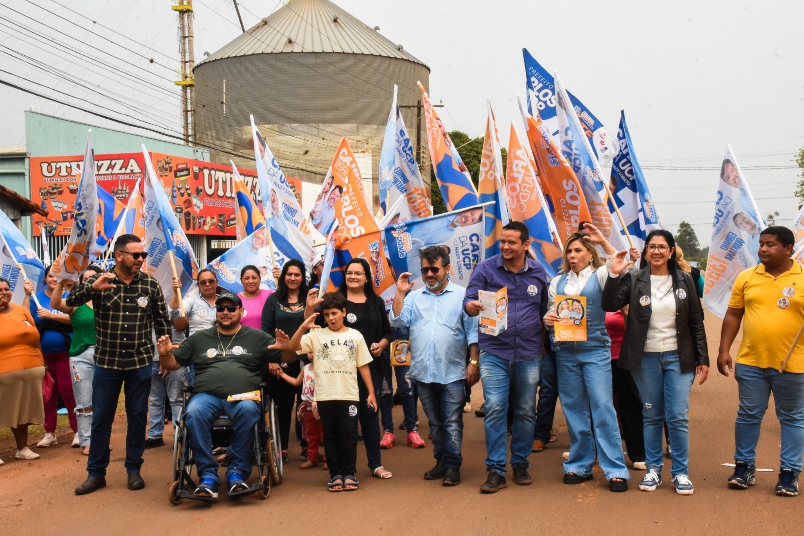 Carlos Bernardo, candidato a alcalde de Ponta Porã, inicia su «caminata de la victoria» Carlos Bernardo, candidato a alcalde de Ponta Porã, inicia su «caminata de la victoria»