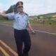 Sancionarán a comisario que agredió a un perro en despeje de ruta en Caaguazú