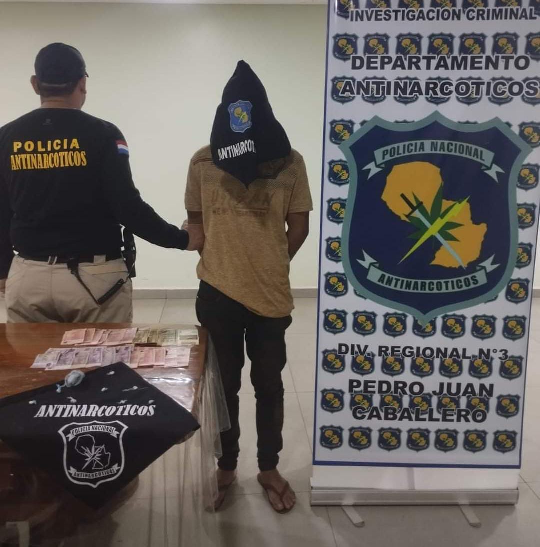 PJC: Joven es detenido por microtráfico en allanamiento en el inicio del Operativo Basalto 3 PJC: Joven es detenido por microtráfico en allanamiento en el inicio del Operativo Basalto 3