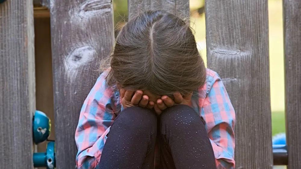 Reportan abuso a una niña de 3 años en el este y a otra, de 11 años, en el norte