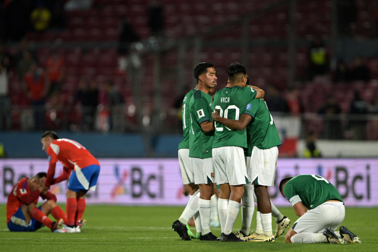 Bolivia logra un histórico primer triunfo en Santiago por Eliminatorias