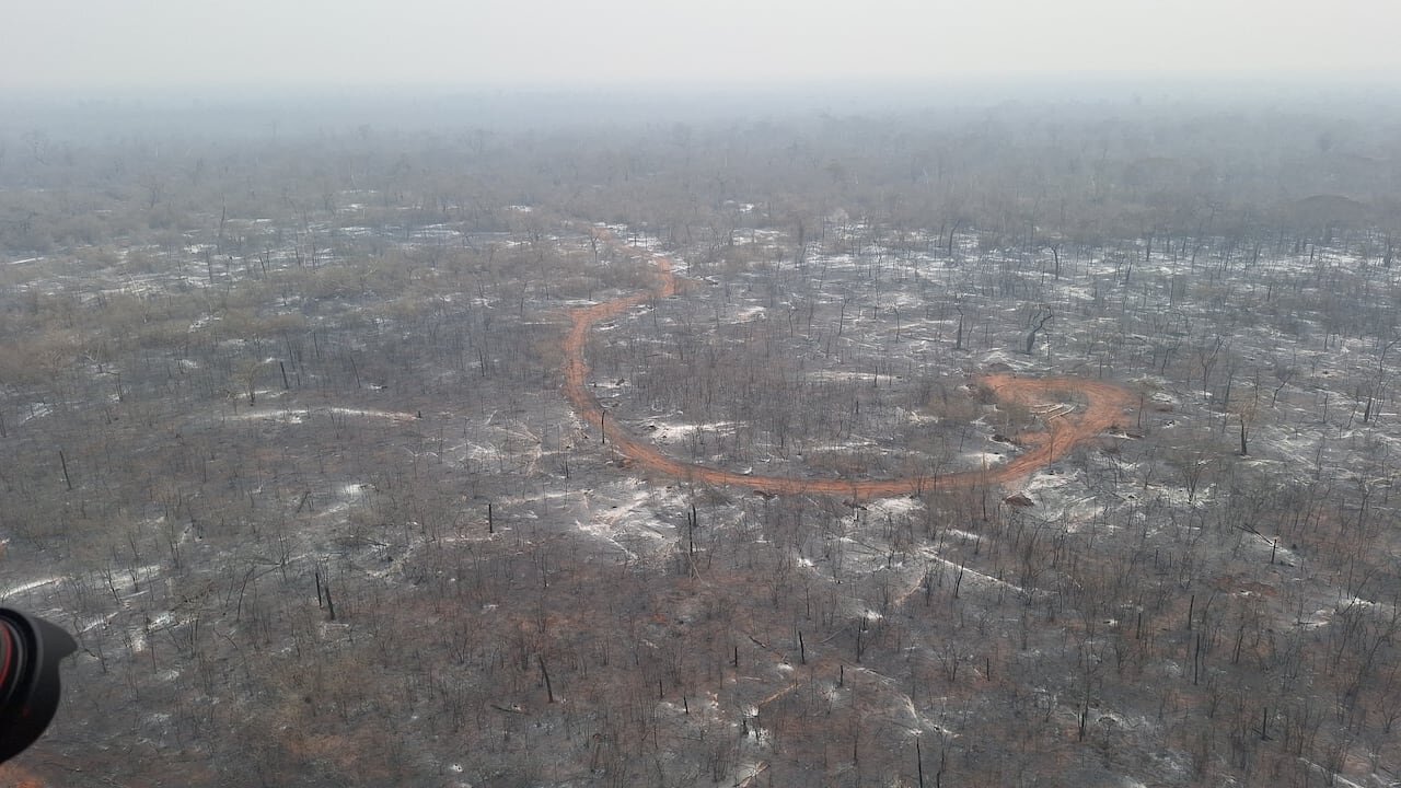 Se reavivó el fuego en Chovoreca y buscan contener el avance
