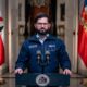 Boric aborda crisis por acusación de violación en La Moneda.