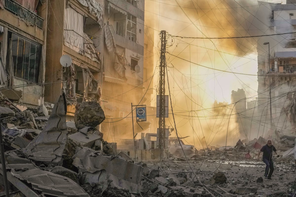 Intenso bombardeo israelí en Beirut: ¿fin del liderazgo de Nasrallah? Intenso bombardeo israelí en Beirut: ¿fin del liderazgo de Nasrallah?