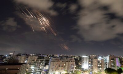 Irán realiza su ataque más grande contra Israel con misiles.