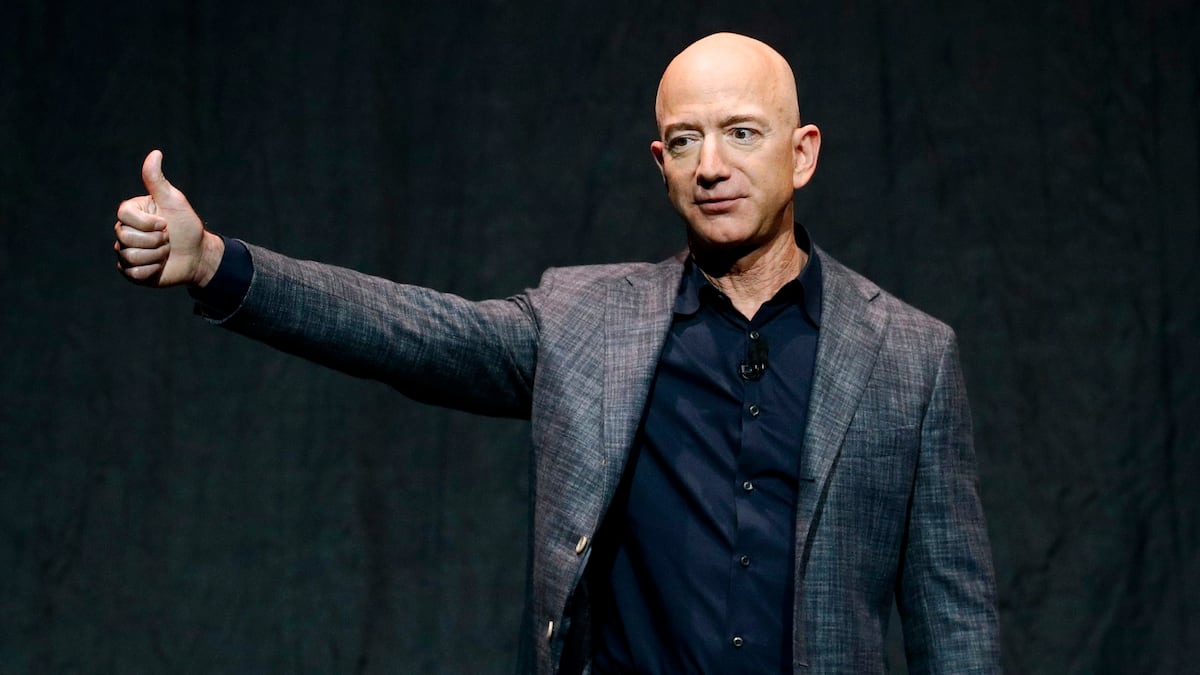 Jeff Bezos frena a ‘The Washington Post’ en apoyo a Harris Jeff Bezos frena a ‘The Washington Post’ en apoyo a Harris