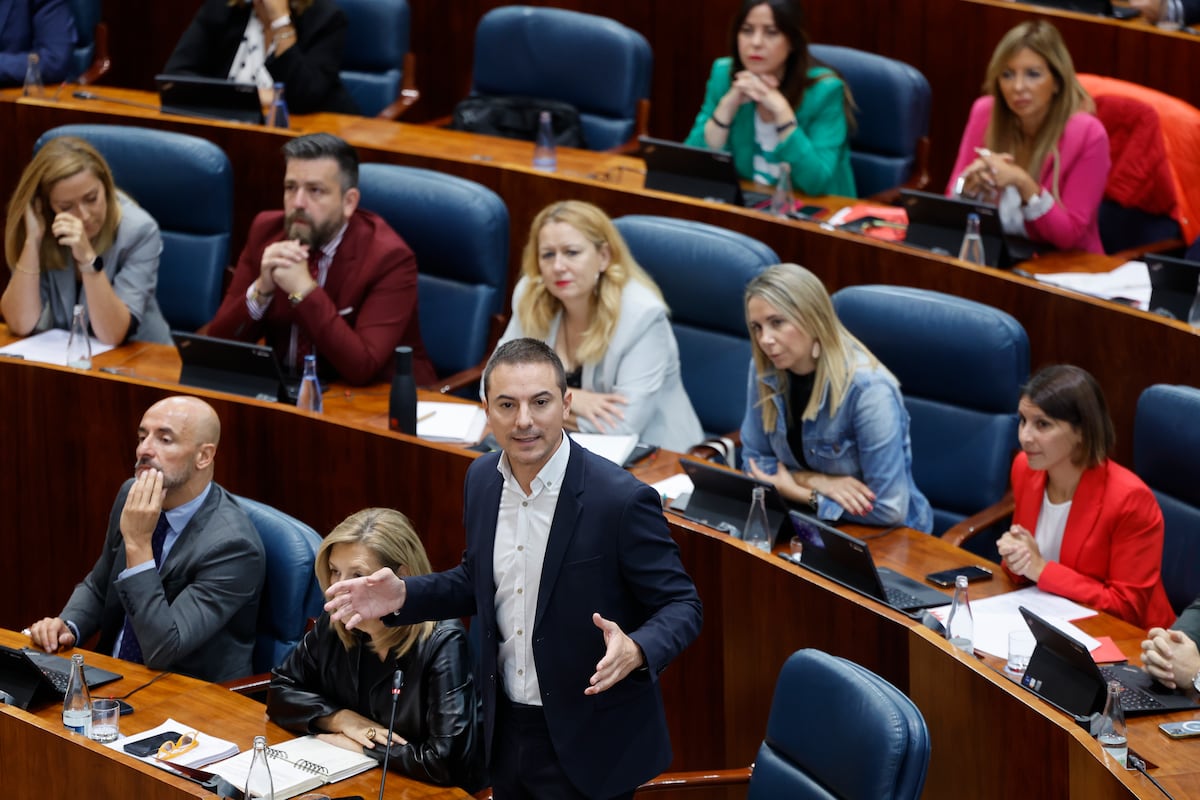 Lobato acusa a Ayuso de fallar en vivienda y alquileres. Lobato acusa a Ayuso de fallar en vivienda y alquileres.