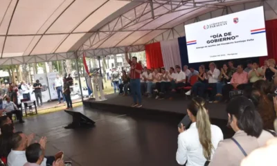 Santiago Peña tirotea contra Miguel Prieto durante acto oficial en CDE