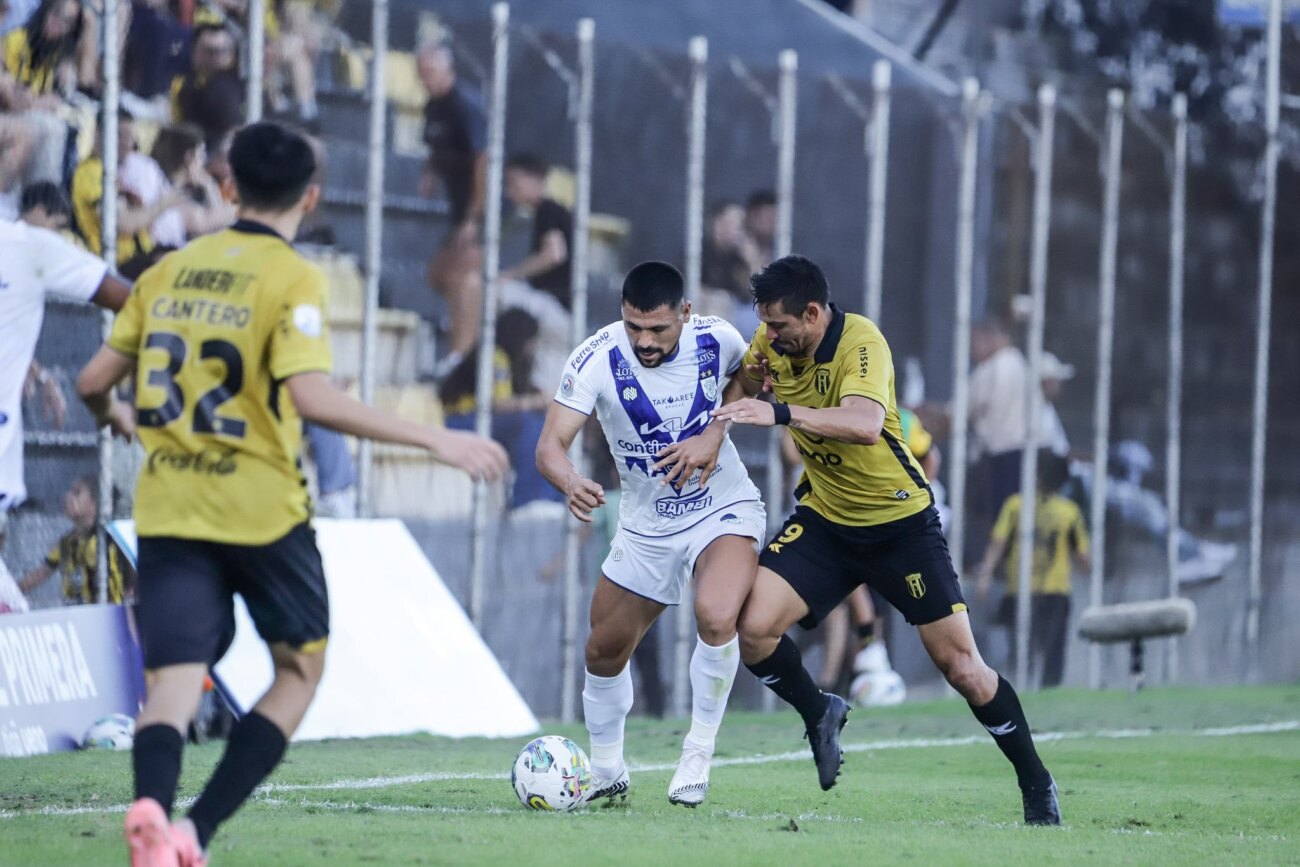Ameliano amarga el festejo de Guaraní con un gol sobre los 90′