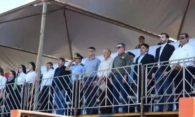 Uruguay y Ecuador firman tablas en Montevideo
