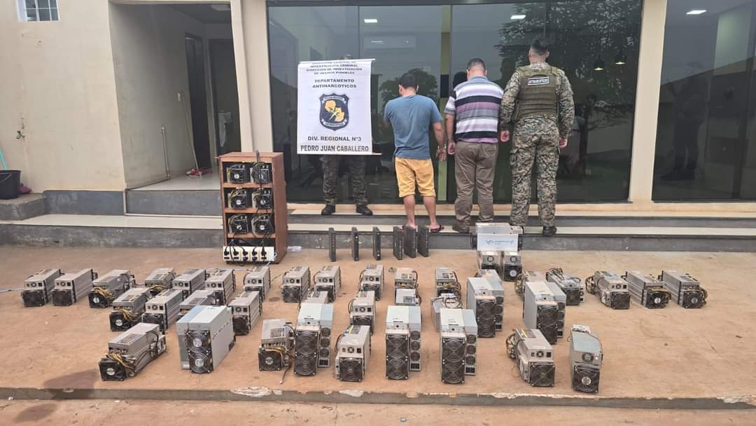PJC: Incautan más de 100 máquinas procesadoras de criptomonedas en Jardín Aurora PJC: Incautan más de 100 máquinas procesadoras de criptomonedas en Jardín Aurora