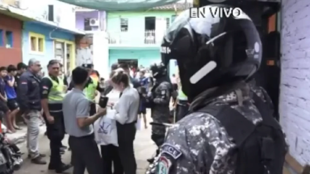 Detienen a mujer luego de que sus hijos resultaran intoxicados con cocaína