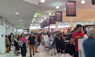 Auge del turismo de compras en PJC: precios competitivos seducen en la frontera
