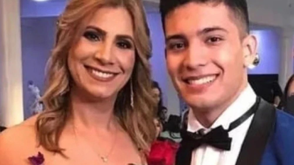 Hijo de Roya Torres devolverá más de G. 50 millones y zafa de proceso penal por planillerismo