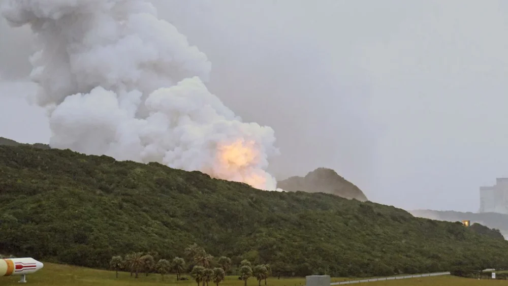 Video: Japón vuelve a probar su nuevo cohete y termina en una explosión