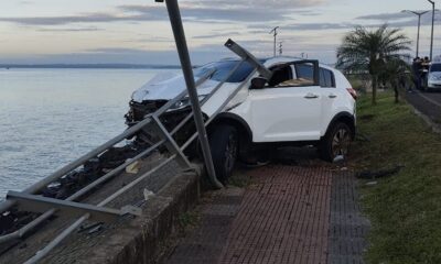 Se quedó dormida al volante y casi cae con su camioneta al río Paraná