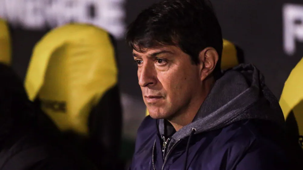 Daniel Garnero deja de ser entrenador de Libertad