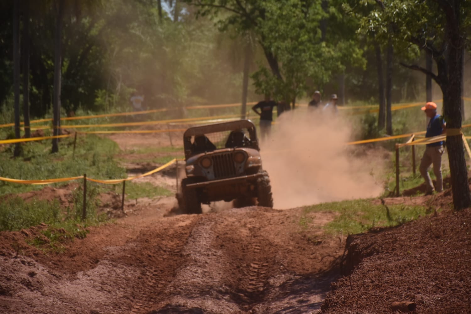 El “Desafío de Campeones” cierra la temporada de los 4×4 en circuito de Itá