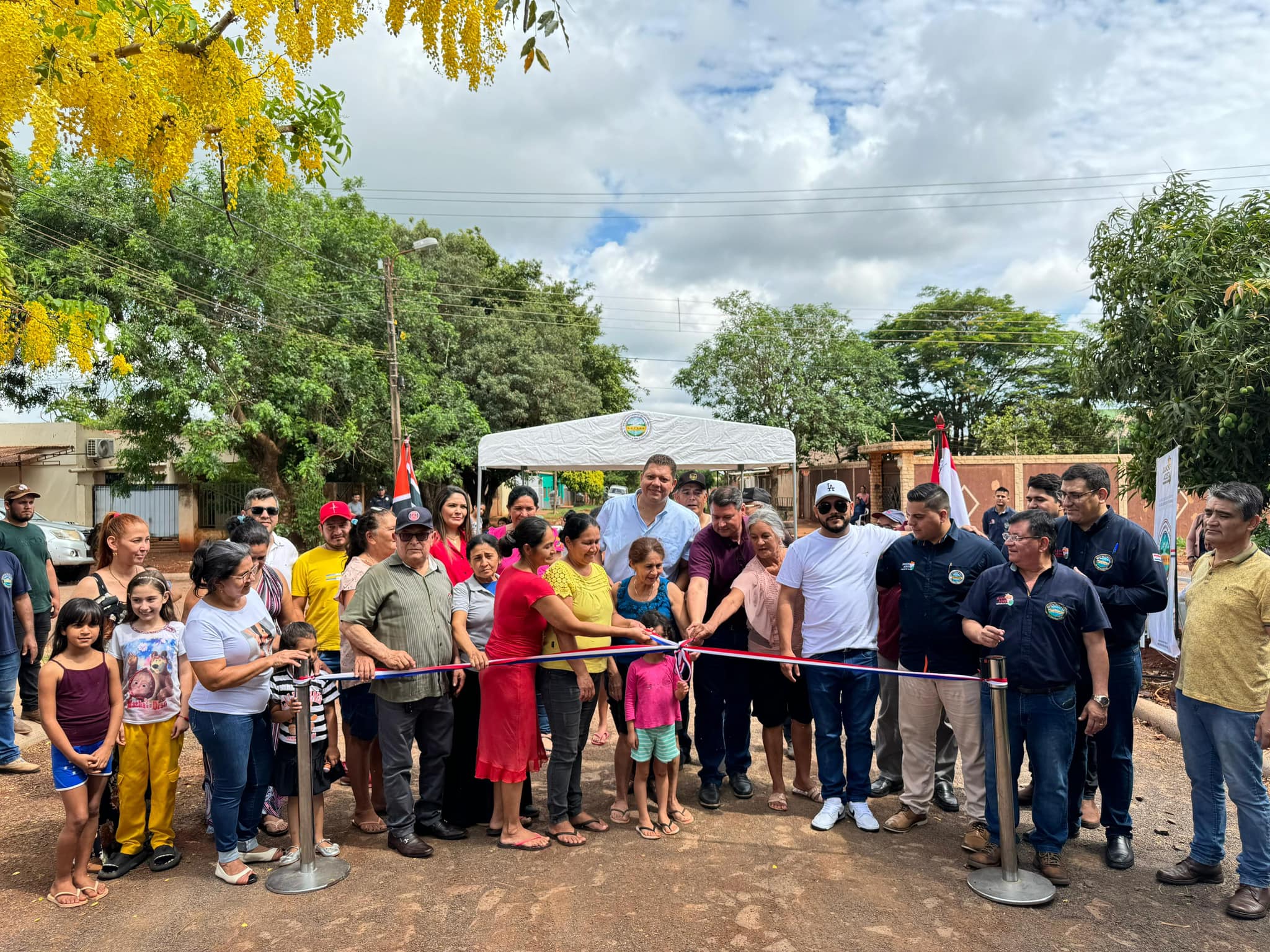 PJC: Gobernación de Amambay inaugura más 2.306 metros cuadrados de empedrado en el barrio General Genes PJC: Gobernación de Amambay inaugura más 2.306 metros cuadrados de empedrado en el barrio General Genes