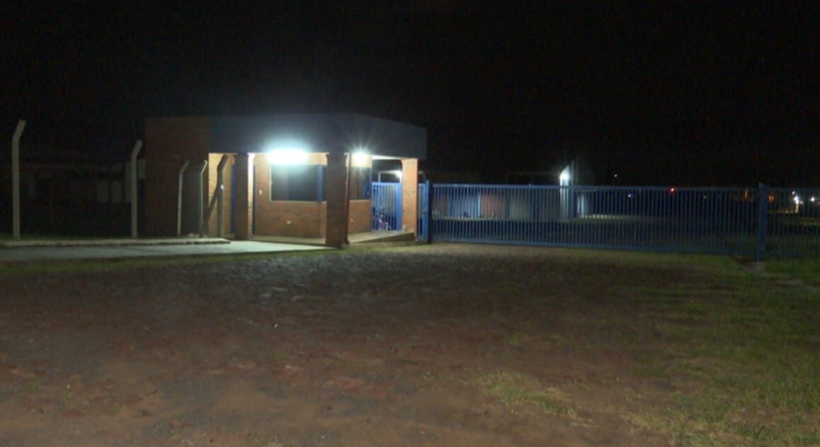 Villeta: trabajador falleció tras caerle encima un portón