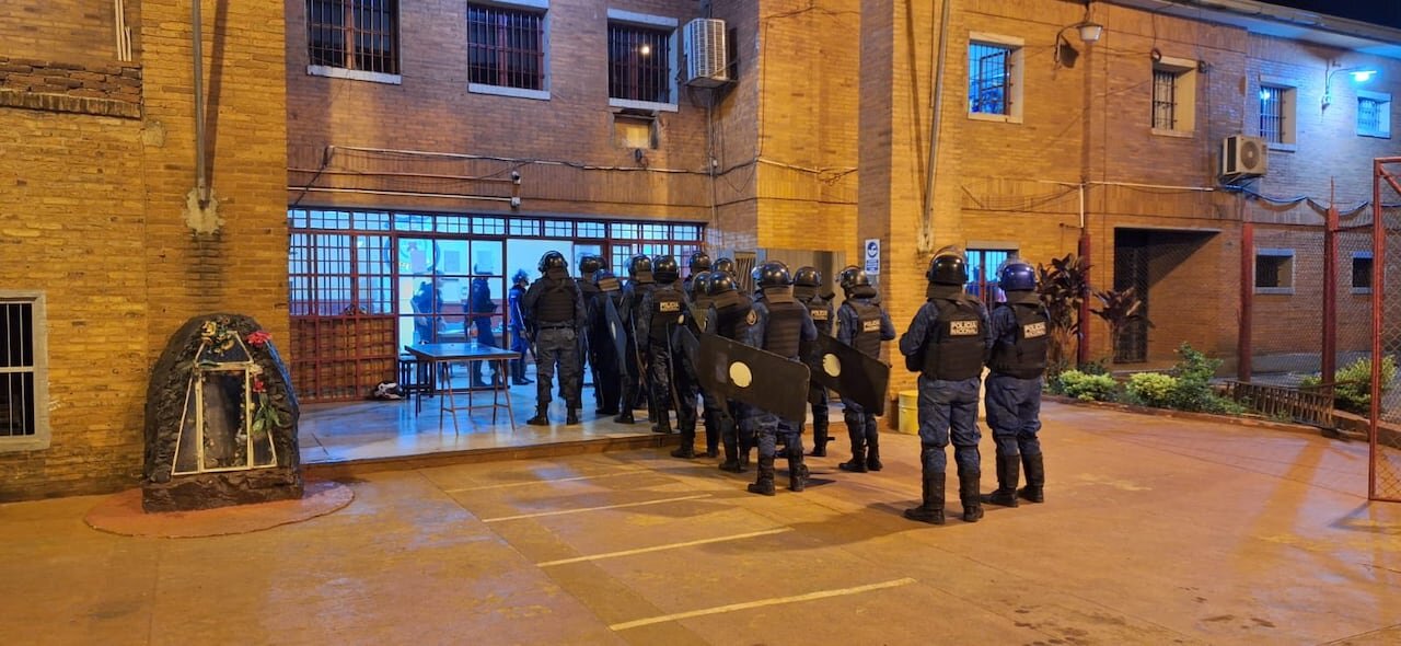 Internos de alta peligrosidad son trasladados a penal de máxima seguridad