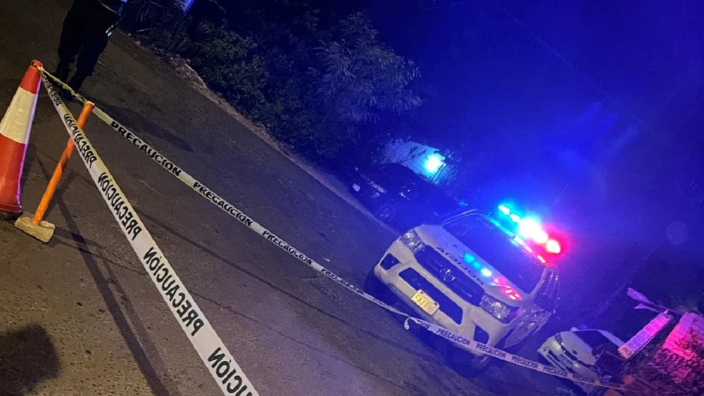 Hallan puñal presuntamente usado en un homicidio que involucra a un niño