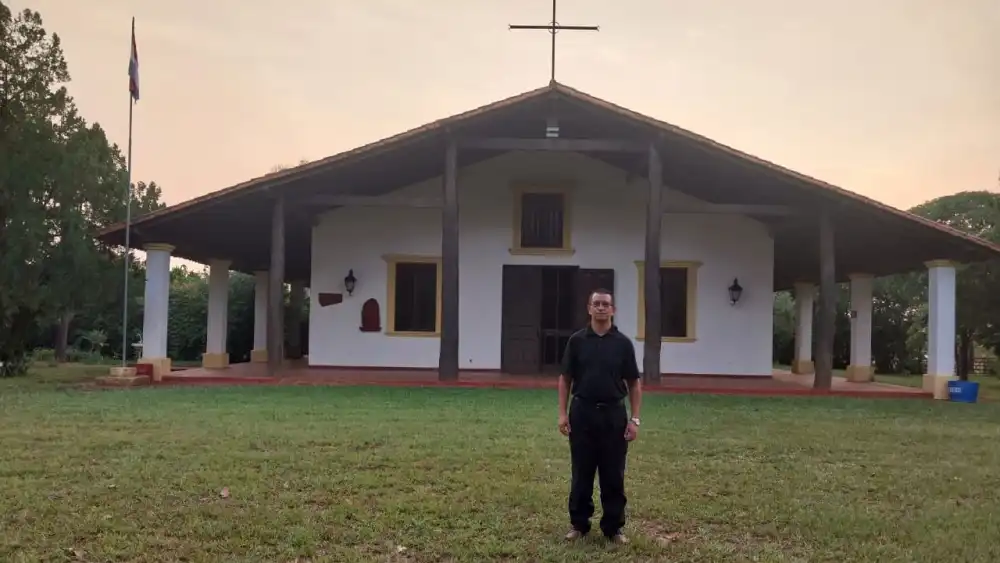 Diócesis de San Lorenzo comunica expulsión de sacerdote por llevar una “vida incoherente”