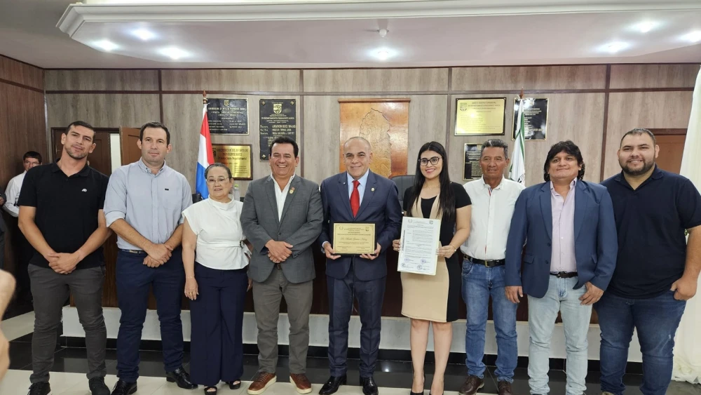 Reconocen a Bachi Núñez como ciudadano ilustre en Presidente Hayes
