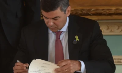 Santiago Peña promulga ley que establece nuevo cálculo para jubilación de aportantes del IPS