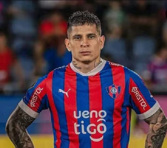 Denuncian a Juan Iturbe por acoso en discoteca de San Ber