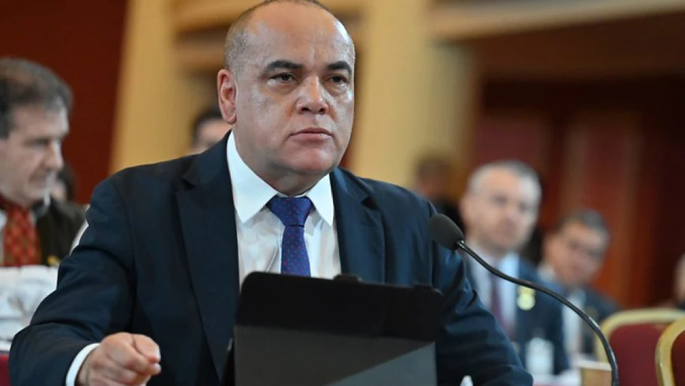 Cartismo prepara otro golpe para prolongar la presidencia de Bachi Núñez en el Senado