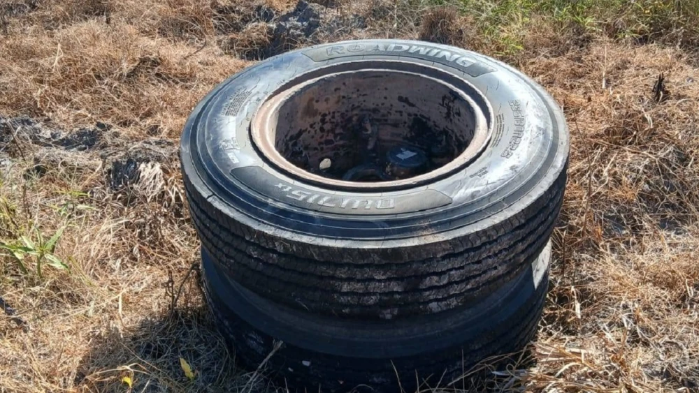 Alberdi: Un hombre muere y un joven queda herido por impacto de rueda desprendida de camión