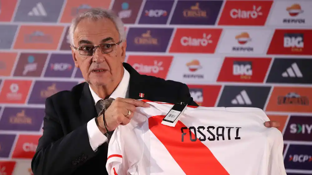 Perú anuncia la salida de Jorge Fossati