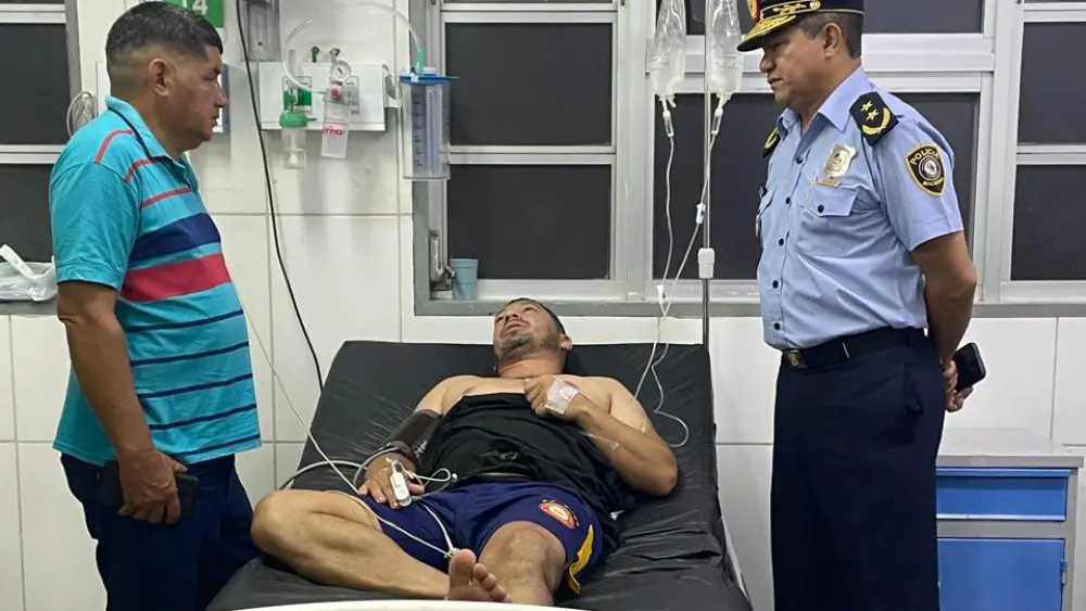 Policía herido en tiroteo en ex Puestesiño es trasladado a Asunción Policía herido en tiroteo en ex Puestesiño es trasladado a Asunción
