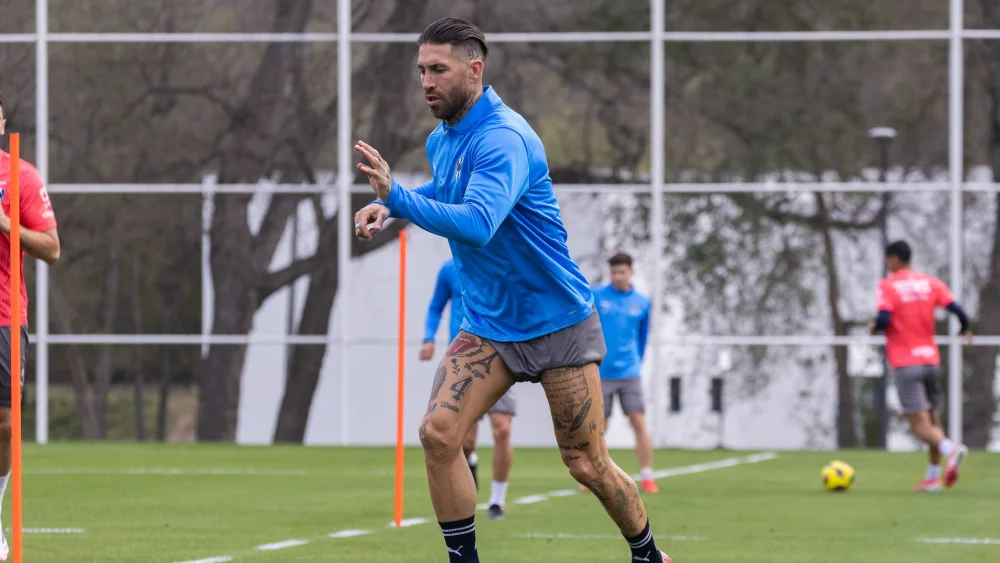 Sergio Ramos listo para el debut con Monterrey