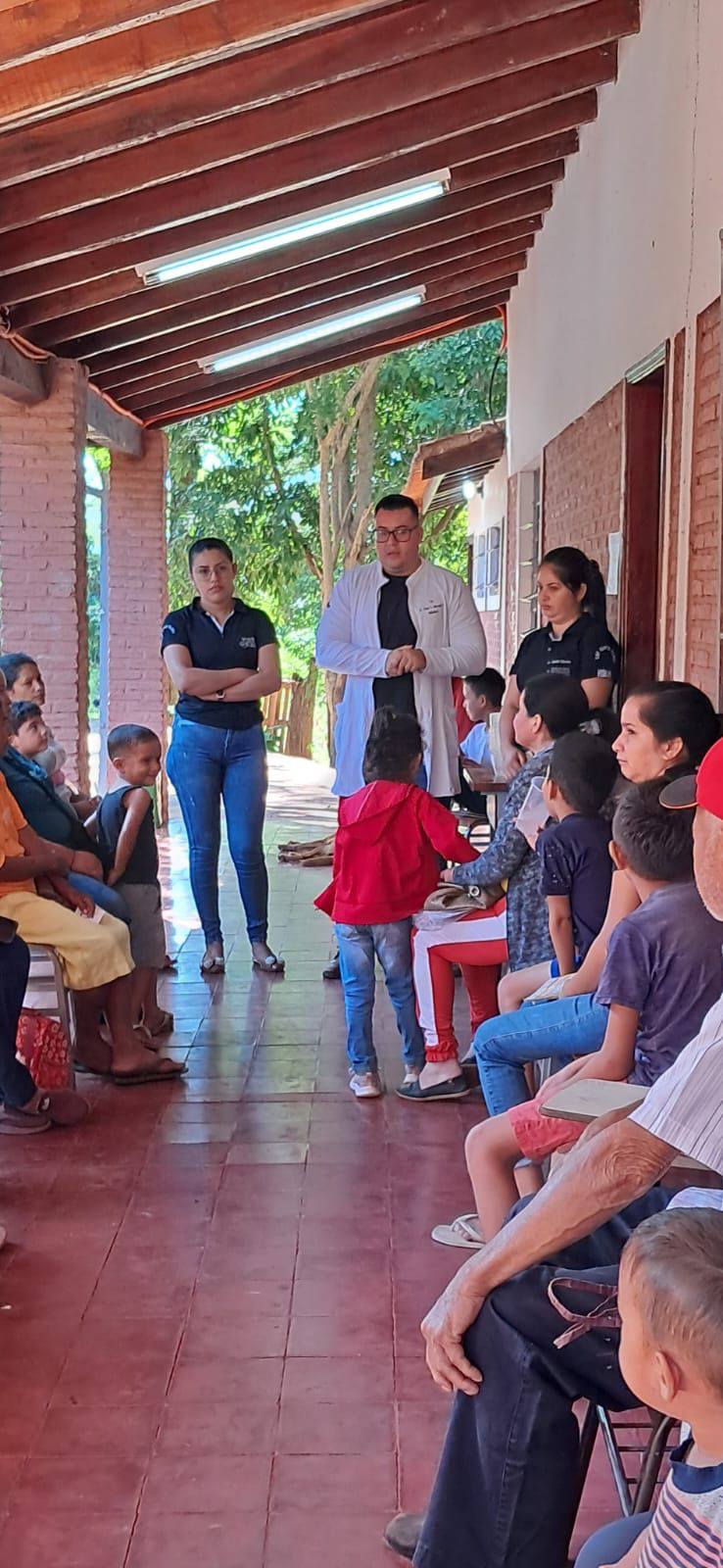 Salud: ¡Buen día! Acercando salud a la comunidad con atención extramural. Salud: ¡Buen día! Acercando salud a la comunidad con atención extramural.