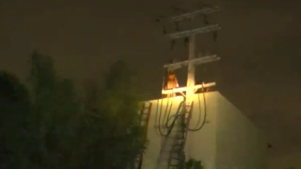 Presunto adicto muere al intentar cortar cables de la ANDE en San Lorenzo
