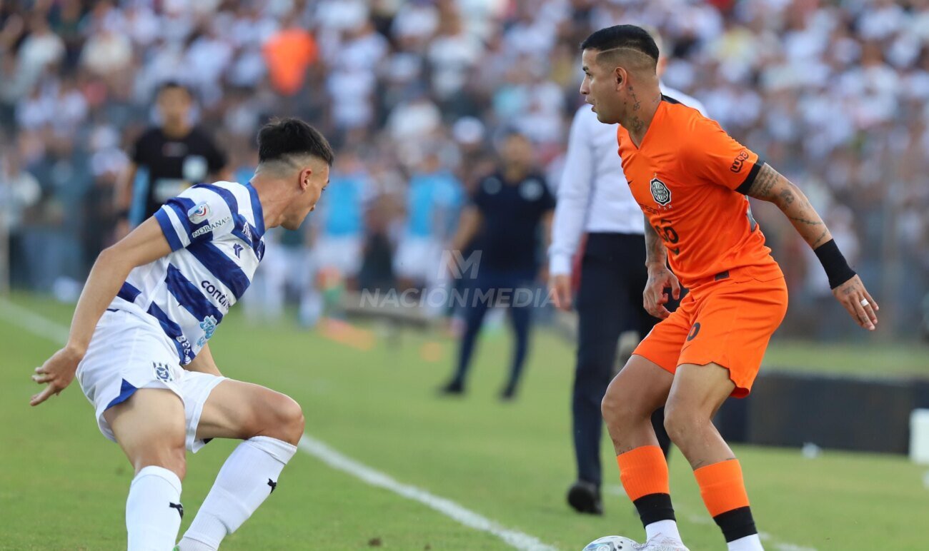 Olimpia recibe a 2 de Mayo y quiere recortar distancia con el líder