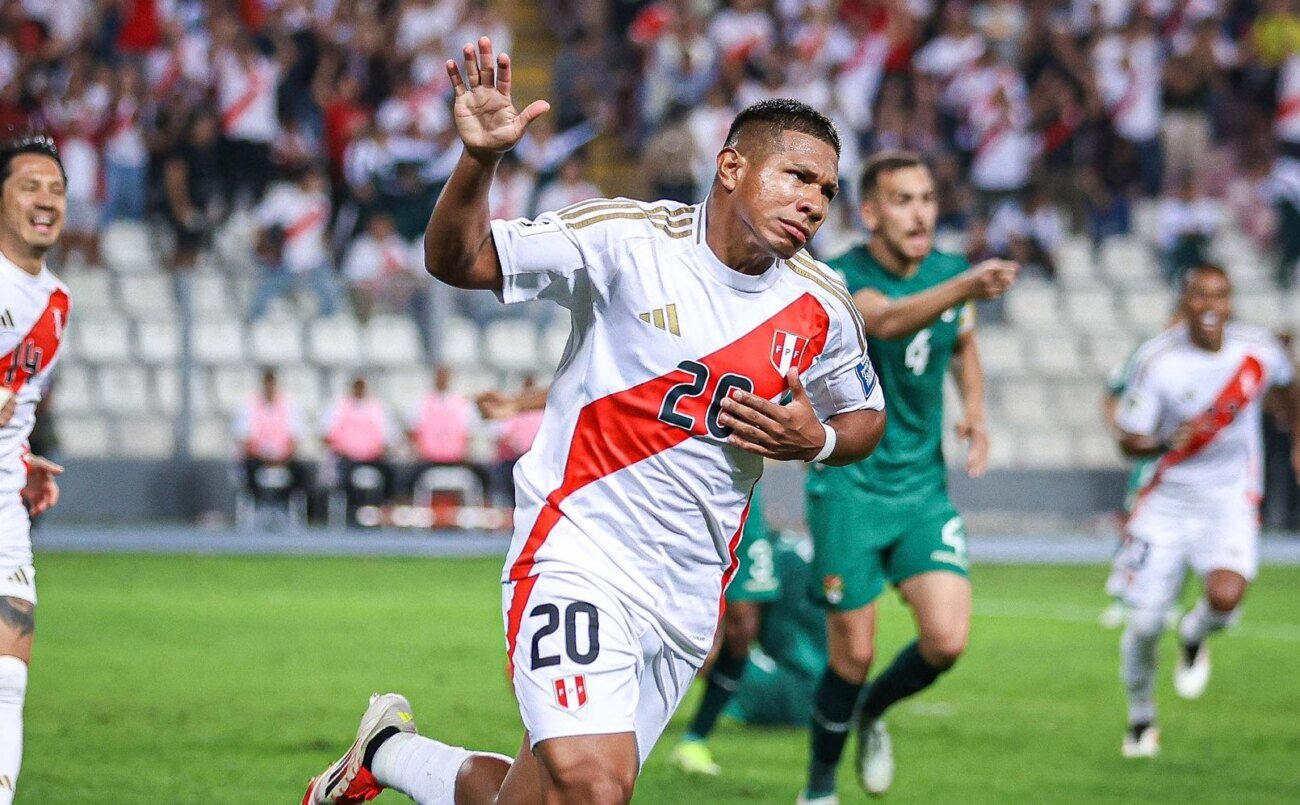 Perú derrota a Bolivia y sale del fondo de las Eliminatorias
