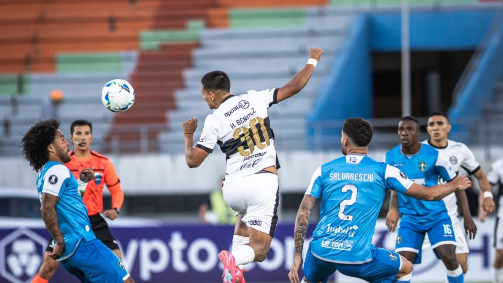 Papelón de Olimpia ante un debutante en la Libertadores