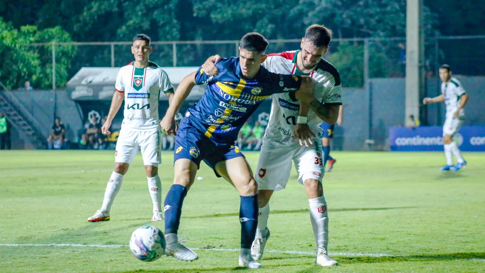 Trinidense y Tembetary intentaron pero no pasaron del empate